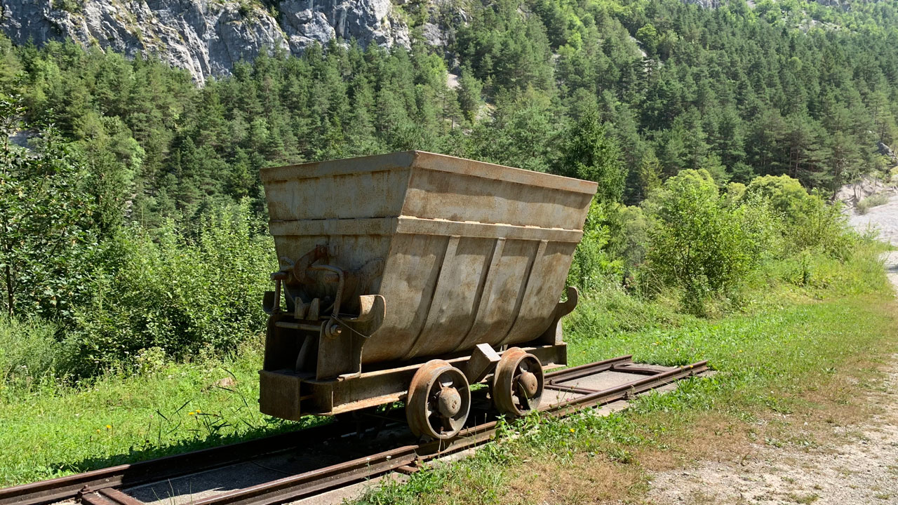 Vigo-di-Cadore-inizio-Tudaio-carrello-miniera